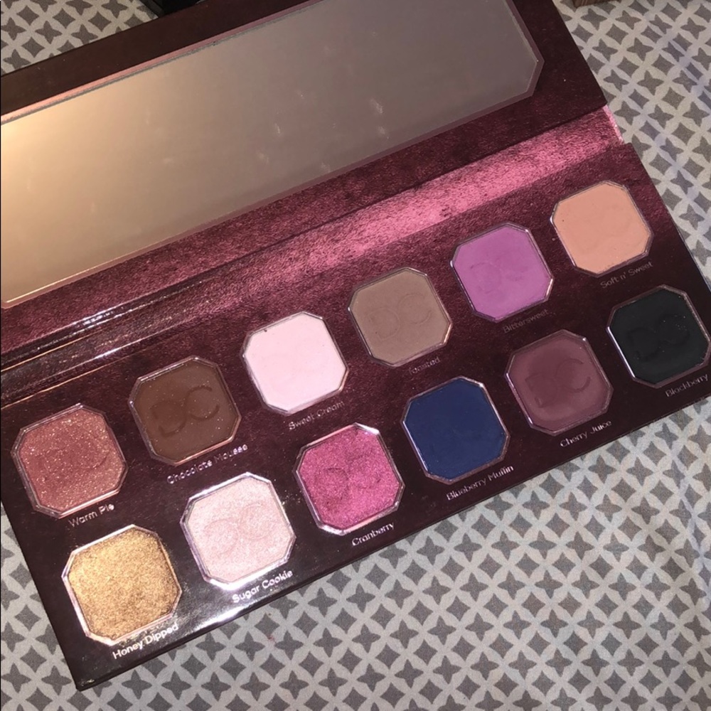 Dominique Cosmetics Berries & Cream Palette